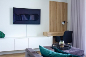 Waterfall Luxury Apartment at Ellipse